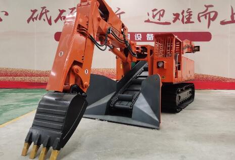 履帶式扒渣機(jī)的特點(diǎn)是什么呢？這五點(diǎn)了解下！