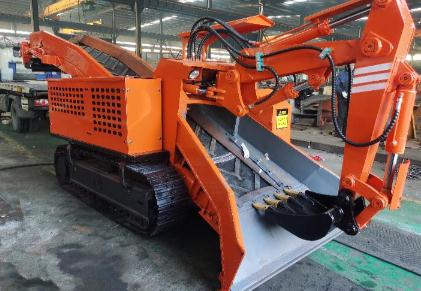 在操作礦用扒渣機(jī)的時(shí)候，要注意什么方面呢？